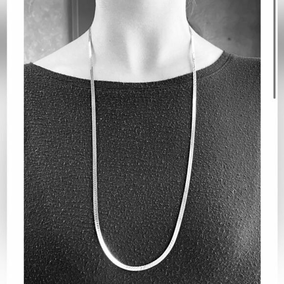 30” 925 STERLING SILVER HERRINGBONE CHAIN - Picture 2 of 9